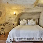 Hotel Divan Cave House 4*