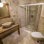 Divan Cave House