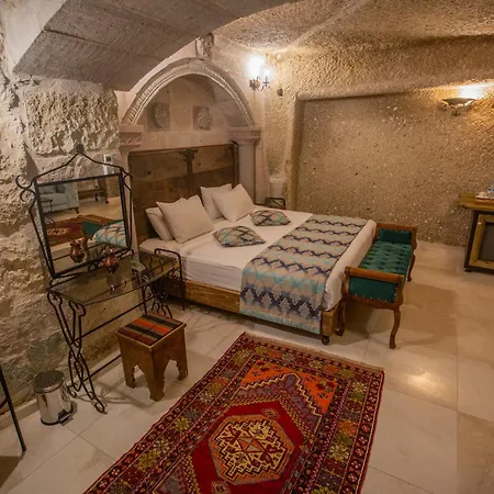 Divan Cave House Hotel