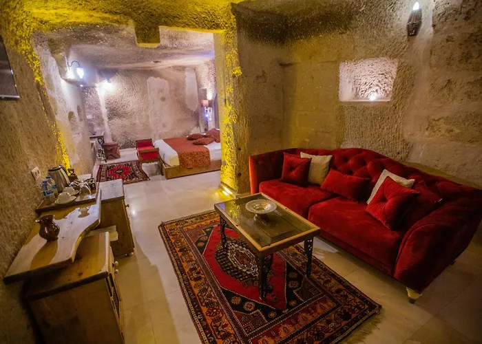 Divan Cave House