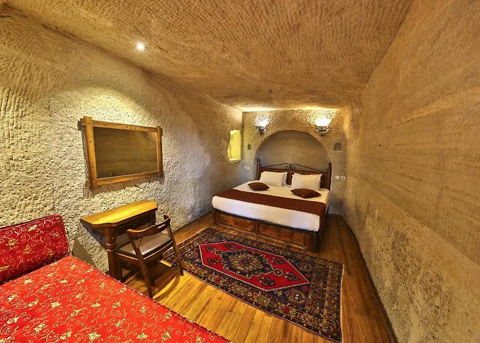 ديفان كايف هاوس 4*