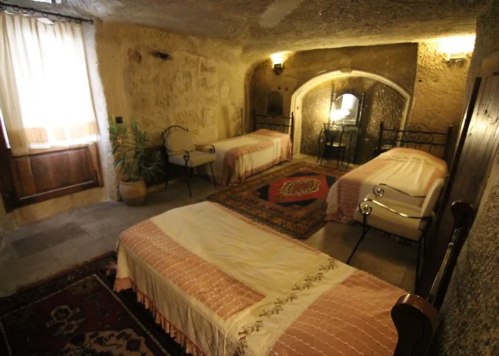 Hotel Divan Cave House