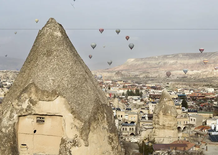 Divan Cave House Hotel 4*